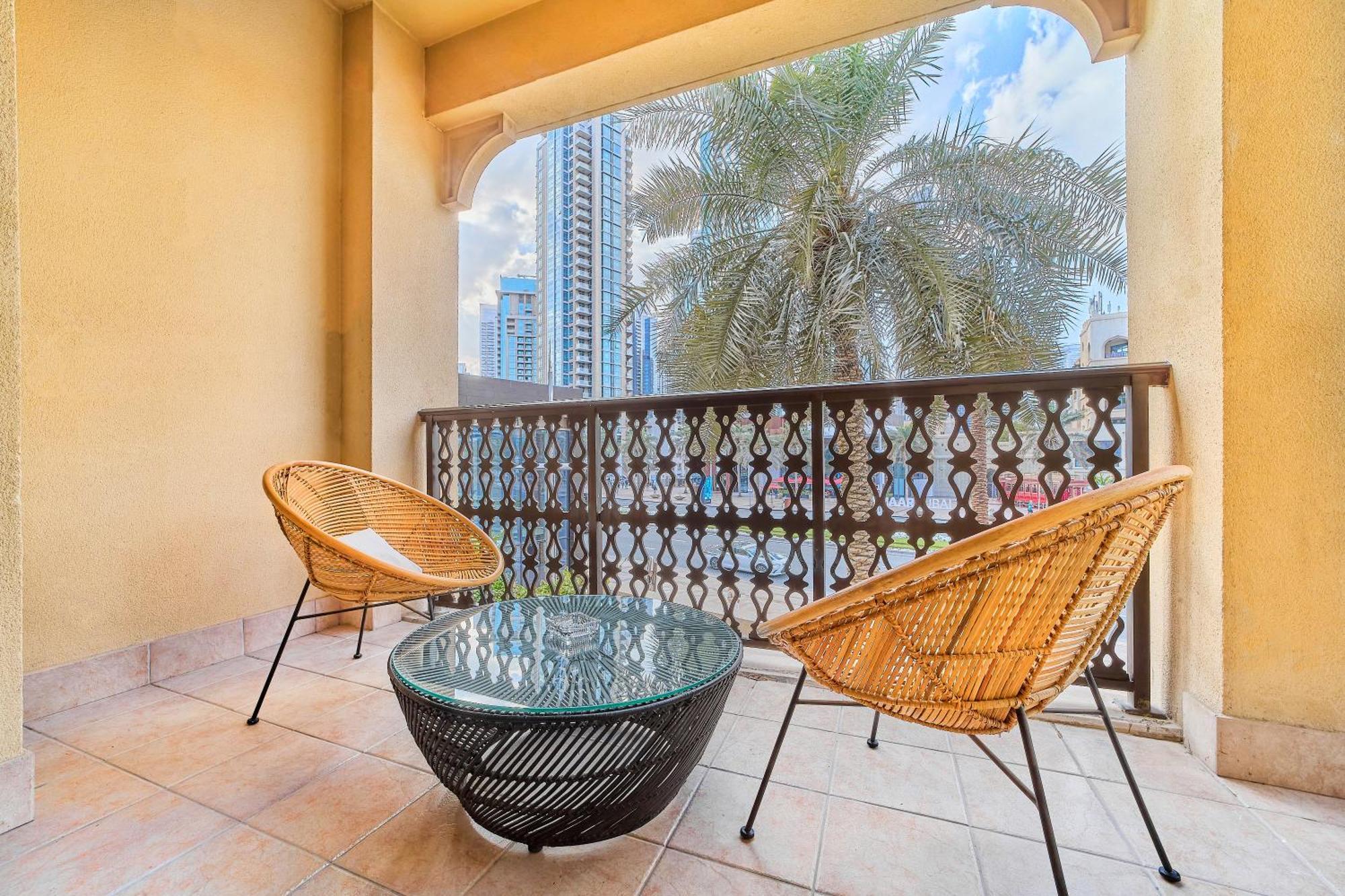 Apartment Luxury 1br In Zaafran With Stunning Burj Khalifa View Dubai